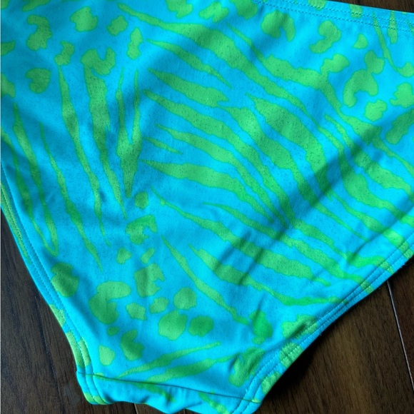 [Victoria's Secret] Retro Style Green Bikini - Picture 4 of 9